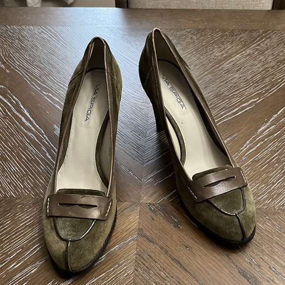 Via Spiga olive green suede penny loafer with green leather trim heel 9M - Picture 9 of 17